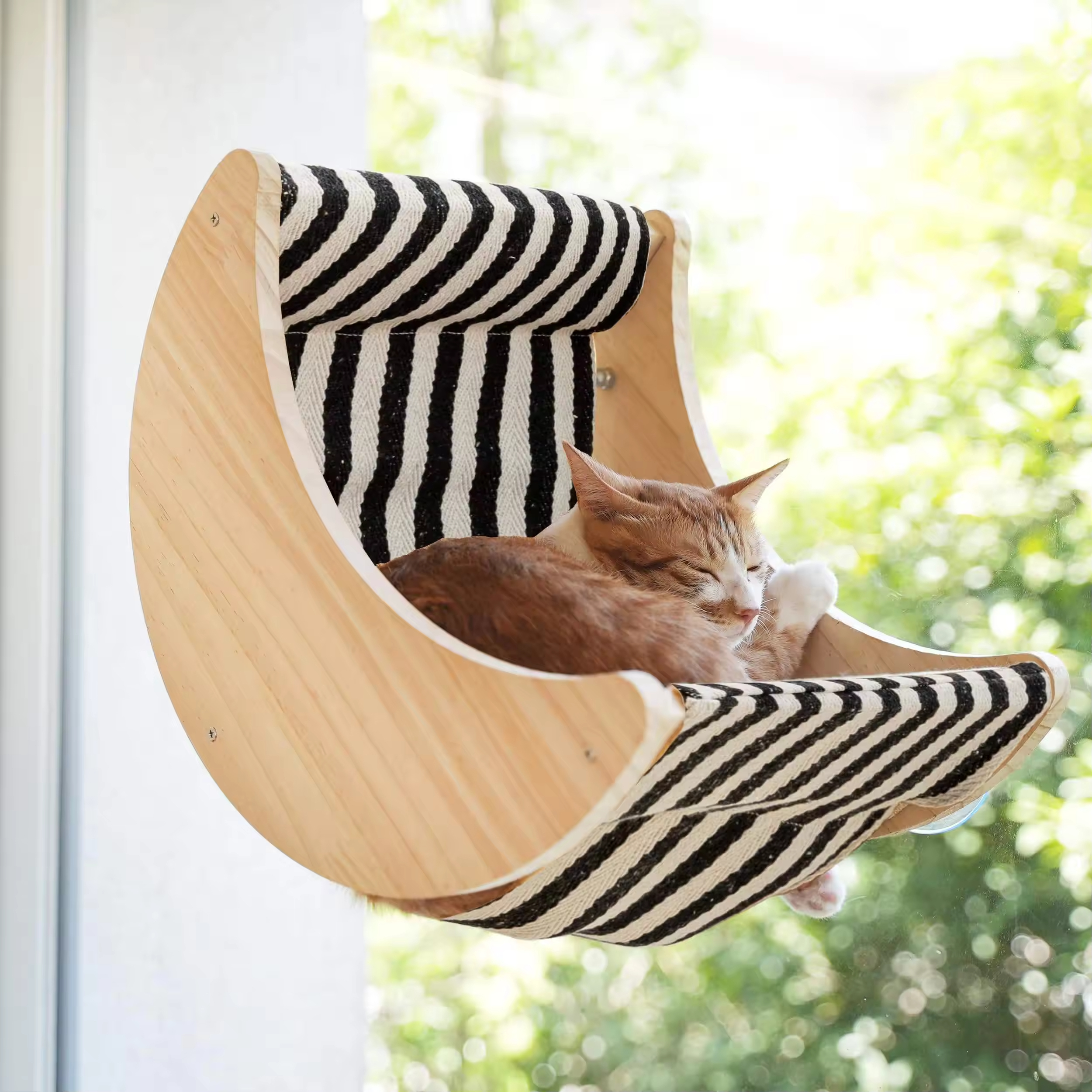 Powerful Suction Cup Cat Window Seat Indoor Cat Bed Perch with Striped Design